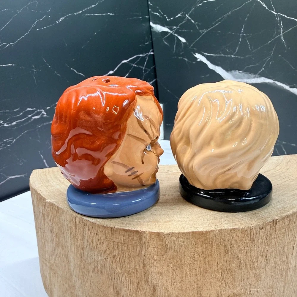 Silver Buffalo Seed of Chucky Tiffany Ceramic Salt Pepper Shaker Set SMGCK1710K